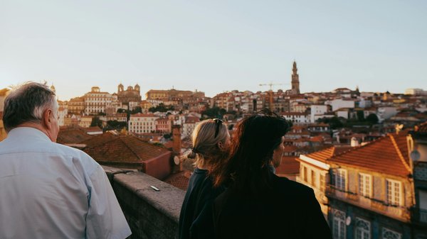 Quelles croisières offrent des sessions de snorkeling pour explorer les récifs de corail en Floride?